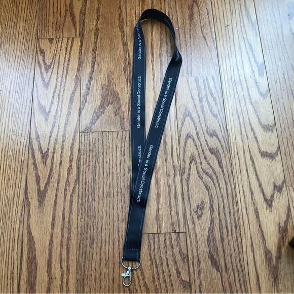 THE PHLUID PROJECT Be Kind Be Proud Beanies Black Rainbow & Laniard gift Set - Picture 6 of 8